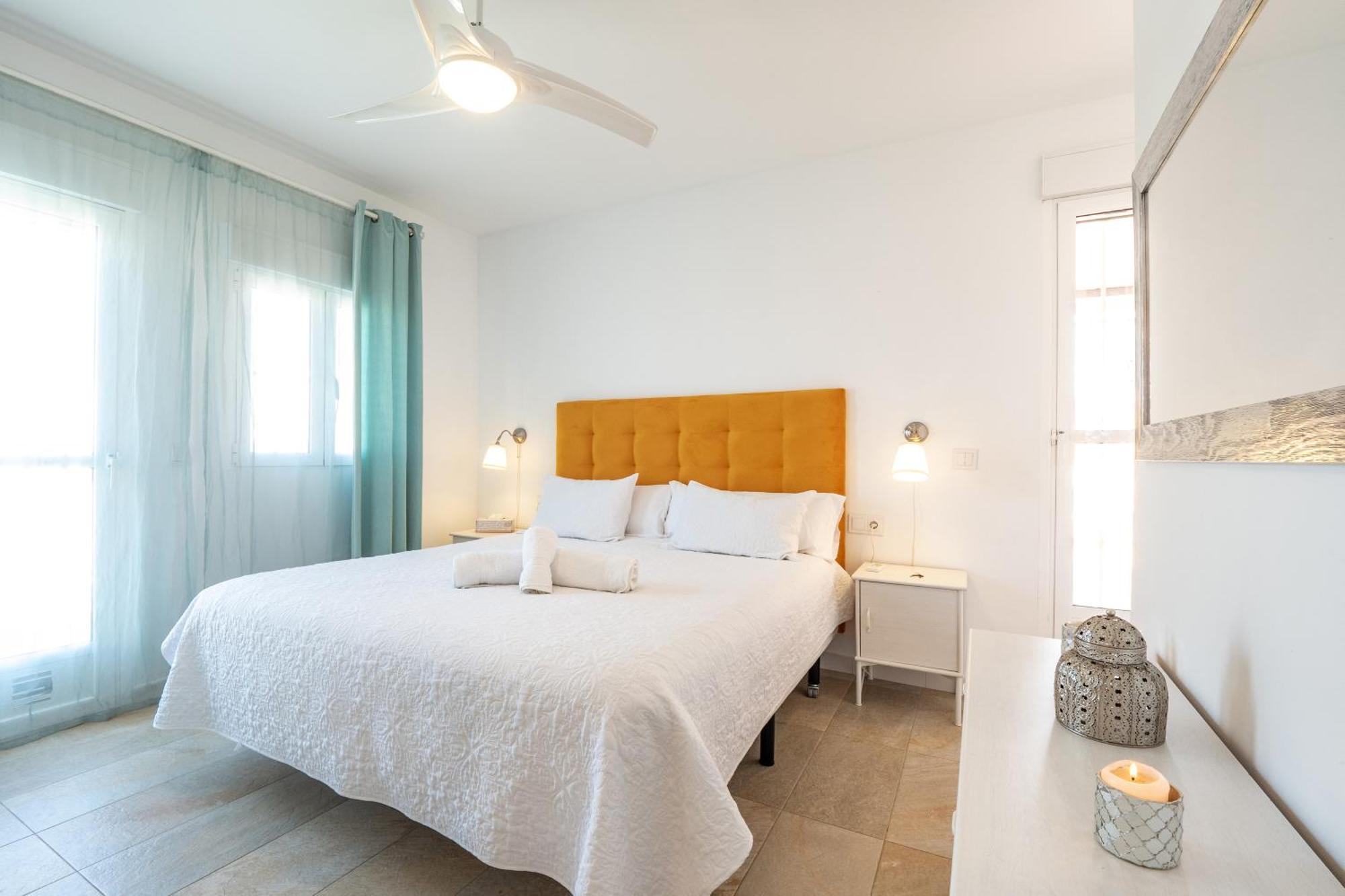 Precioso Chalet A Pie De Playa Punta Umbria Exterior photo