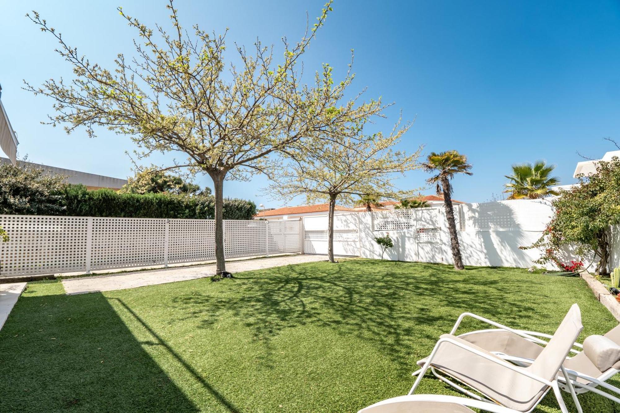 Precioso Chalet A Pie De Playa Punta Umbria Exterior photo