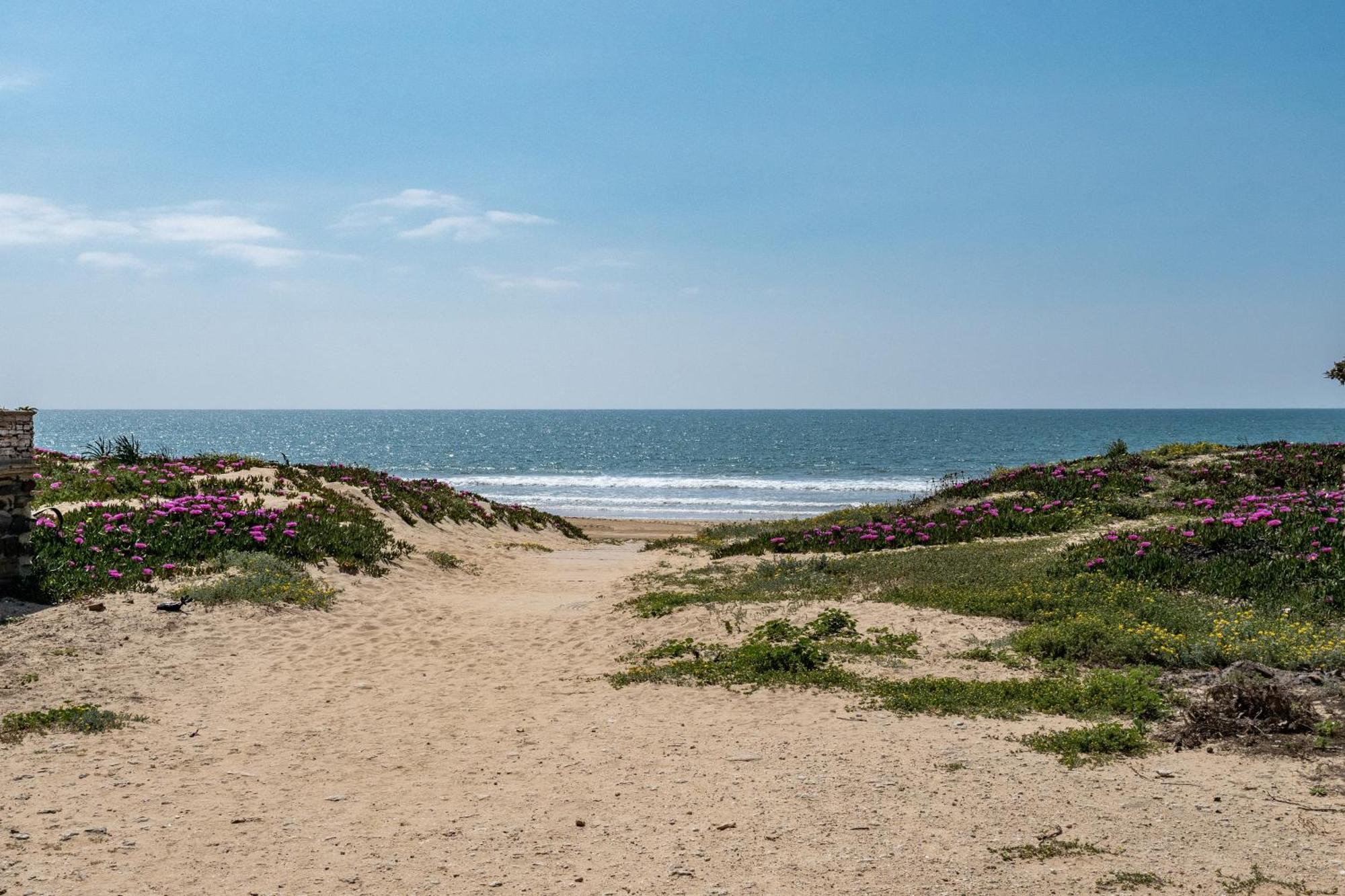 Precioso Chalet A Pie De Playa Punta Umbria Exterior photo